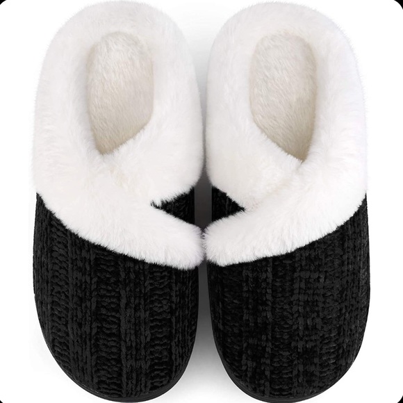 Homitem Slippers Memory Foam Indoor/Outdoor Fleece Lining Anti-Slip
Rubber Sole - Picture 2 of 8